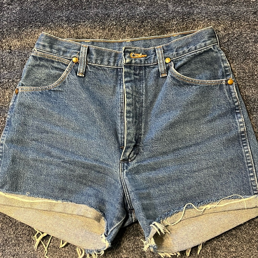 Wrangler women’s shorts size small